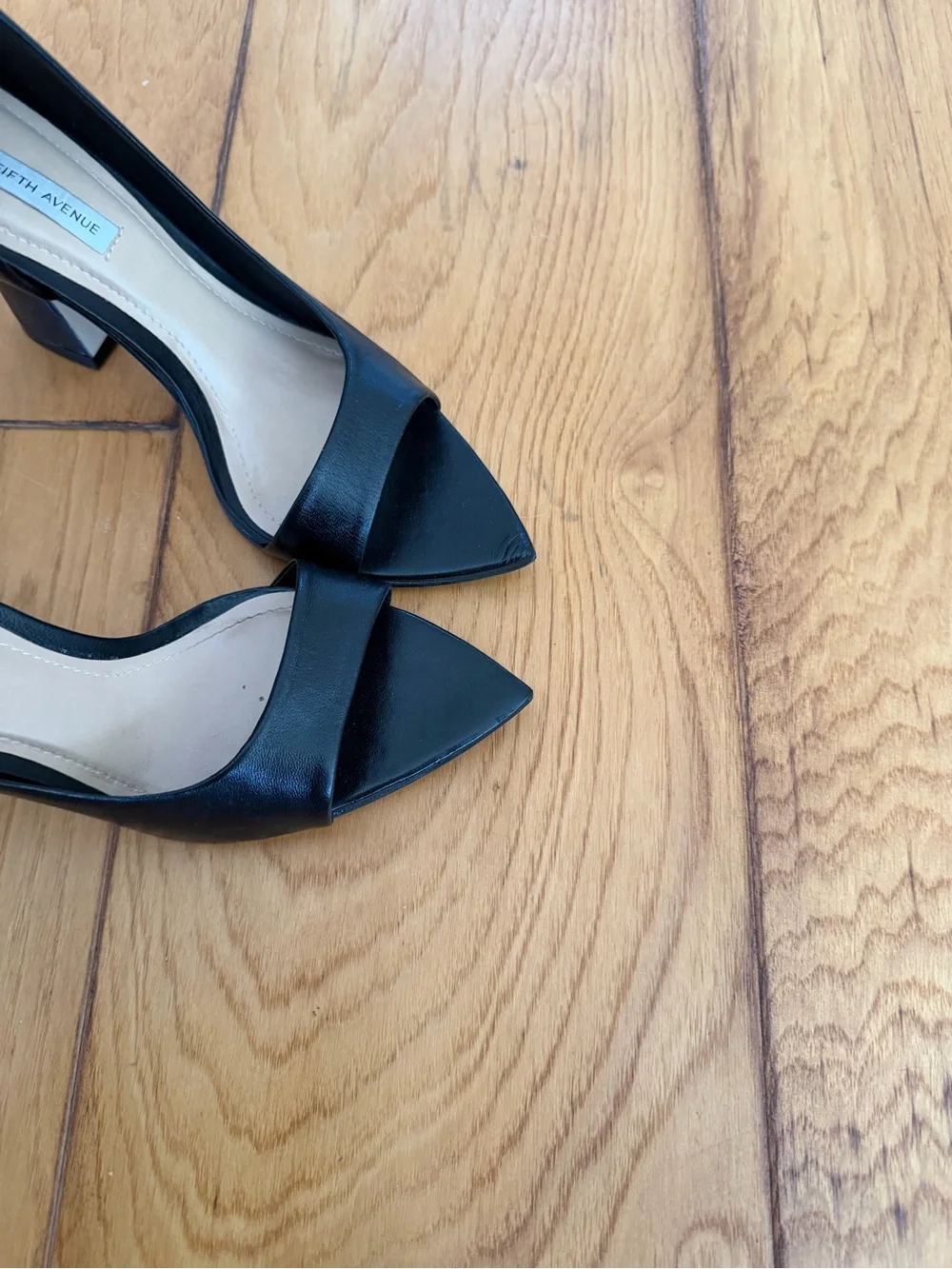 Saks Fifth Avenue D’Orsay Heels size 8